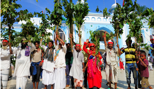 সিলেটে ‘লাকড়ি তোড়া’ উৎসব সম্পন্ন