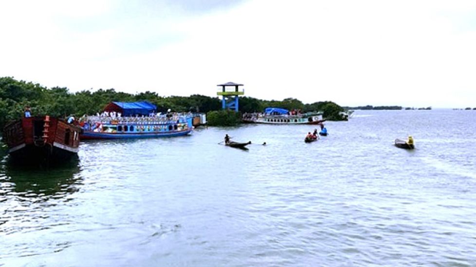 টাঙ্গুয়ার হাওরে নি খোঁ জের ১৪ ঘন্টা পর পর্যটকের ম র দেহ উদ্ধার