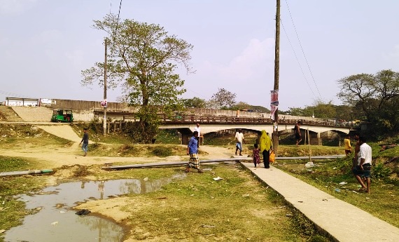 ছাতকে ভূমি খেকোদের দখলে সরকারি খাল